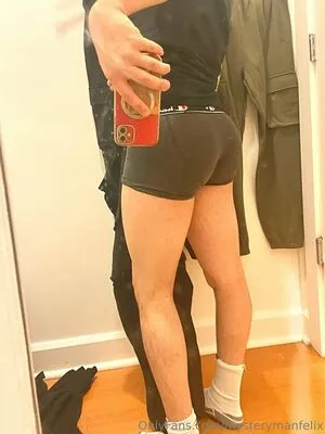 Mysterymanfelix OnlyFans Leaked Free Thumbnail Picture - #3IZU1IxbN2