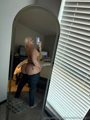 Mzdanibadgirl OnlyFans Leaked Free Thumbnail Picture - #zPMTwwmtzm