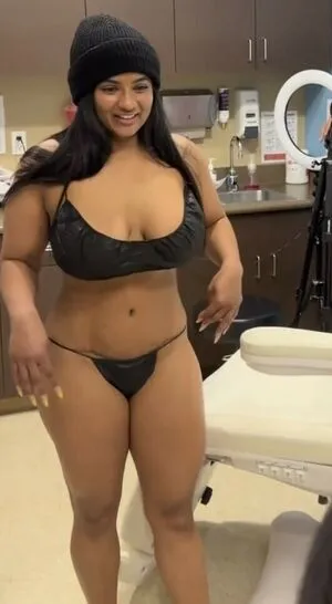 Mzkora OnlyFans Leaked Free Thumbnail Picture - #SpigmCwhl4