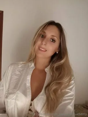 N Sweet Strawberry OnlyFans Leaked Free Thumbnail Picture - #8Du0UcWvY9