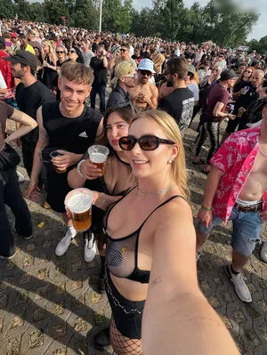 Naadine OnlyFans Leaked Free Thumbnail Picture - #JS9g1d4xm0