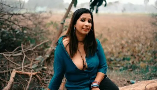 Naari Magazine OnlyFans Leaked Free Thumbnail Picture - #ttUyEETK2x