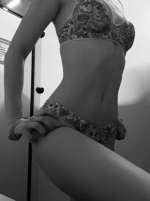 Nad Y U Sha OnlyFans Leaked Free Thumbnail Picture - #Xp7LAysuGA