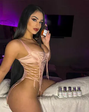Nadia Khar OnlyFans Leaked Free Thumbnail Picture - #wCtVv8wWil
