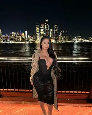 Nadia Khar OnlyFans Leaked Free Thumbnail Picture - #yIrmMMSIVx