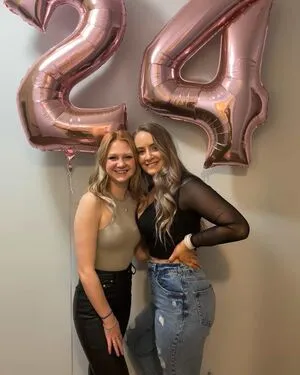 Nadia Meunier OnlyFans Leaked Free Thumbnail Picture - #4AYRsTMhRN