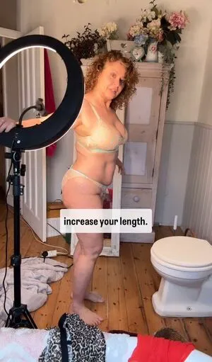 Nadia Sawalha OnlyFans Leaked Free Thumbnail Picture - #wBPpyFivWL