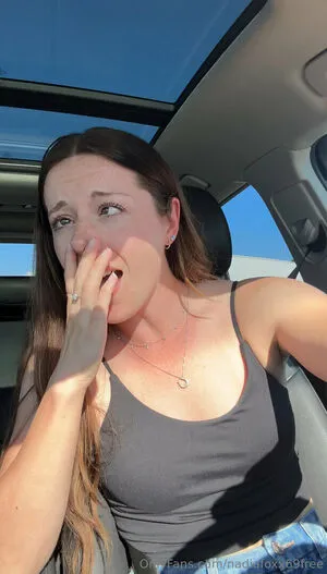 Nadiafoxx69free OnlyFans Leaked Free Thumbnail Picture - #eKCLrI1OTk