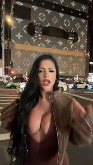 Nadiaskhar OnlyFans Leaked Free Thumbnail Picture - #Tm1MXaZgfx
