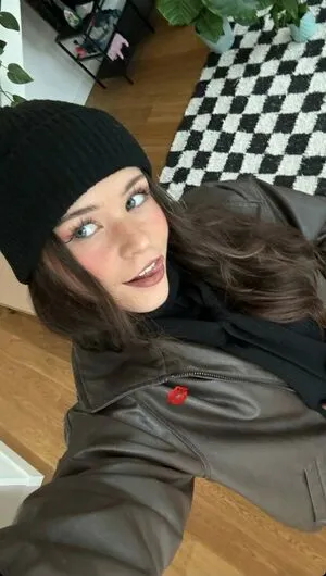 Nadine Breaty OnlyFans Leaked Free Thumbnail Picture - #tfkD2xF3wn