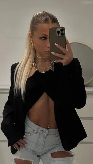 Nadine Chiara OnlyFans Leaked Free Thumbnail Picture - #h0D3K7yxdA