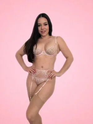 Nadine Sage OnlyFans Leaked Free Thumbnail Picture - #tP83h3nkng