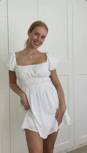 Nadine Von Relaxasmr OnlyFans Leaked Free Thumbnail Picture - #cnFSQakEfh
