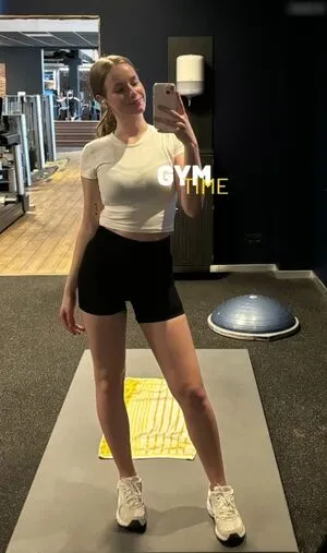 Nadine Von Relaxasmr OnlyFans Leaked Free Thumbnail Picture - #v1qAuAnBhV