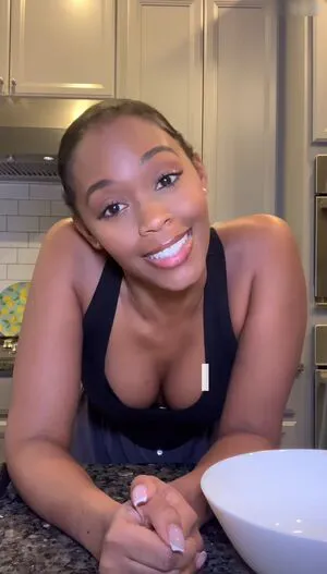 Nafessa Williams OnlyFans Leaked Free Thumbnail Picture - #bRUFvfreps