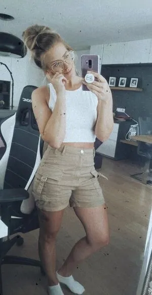 Naguura Twitch OnlyFans Leaked Free Thumbnail Picture - #IF3F15Xhxn