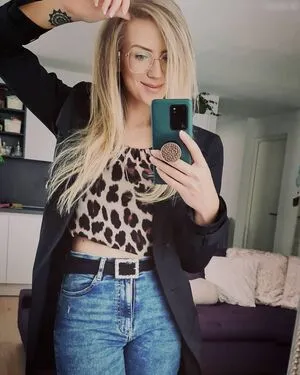 Naguura OnlyFans Leaked Free Thumbnail Picture - #KIVgpaanaz