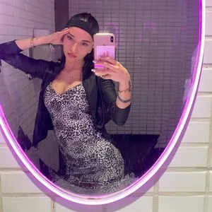 Nahiarabrenn OnlyFans Leaked Free Thumbnail Picture - #2kpLMyhDC1