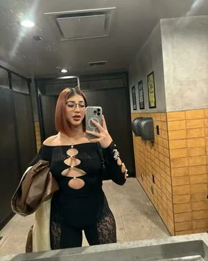 Nahomii Rodriguez OnlyFans Leaked Free Thumbnail Picture - #IGnzkva4SR