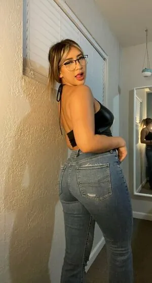 Nahomii Rodriguez OnlyFans Leaked Free Thumbnail Picture - #NPUipaTYHX