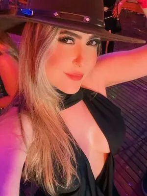 Nahzinhaa OnlyFans Leaked Free Thumbnail Picture - #gsPh9Vs521