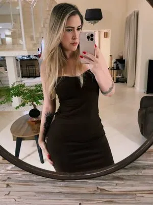 Nahzinhaa OnlyFans Leaked Free Thumbnail Picture - #qyDQlnuoM5