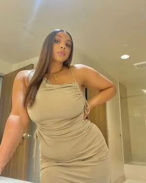 Naiyah Rosen33 OnlyFans Leaked Free Thumbnail Picture - #5agE6923ta