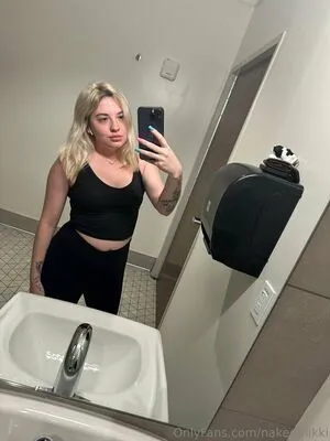 Naked Nikki OnlyFans Leaked Free Thumbnail Picture - #HTiindlk1h