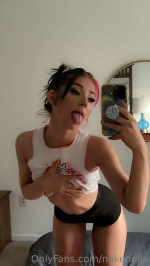 Nakedella OnlyFans Leaked Free Thumbnail Picture - #XNK9KdiGsm