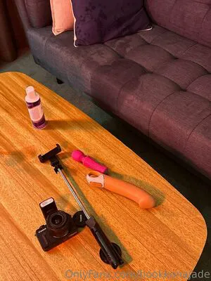 Nakedhuladancer OnlyFans Leaked Free Thumbnail Picture - #E5xw0csacQ