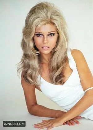 Nancy Sinatra OnlyFans Leaked Free Thumbnail Picture - #4yNEs6OOed