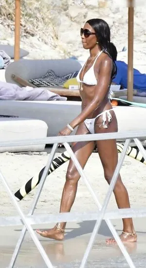Naomi Campbell OnlyFans Leaked Free Thumbnail Picture - #IGlxUeHsyl
