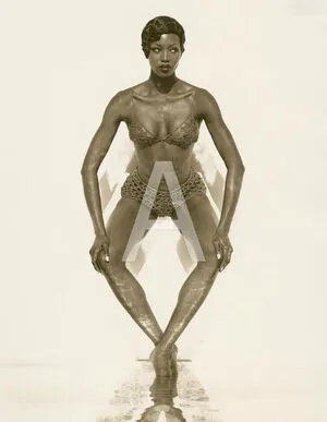 Naomi Campbell OnlyFans Leaked Free Thumbnail Picture - #hP54JmFgLB