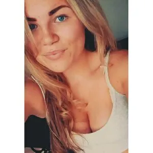 Naomi M OnlyFans Leaked Free Thumbnail Picture - #KLRHjlplHE