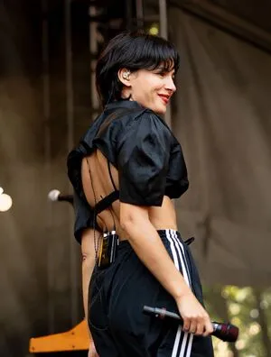 Naomi Scott OnlyFans Leaked Free Thumbnail Picture - #1sW2xZAOkI