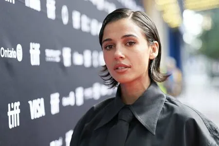 Naomi Scott OnlyFans Leaked Free Thumbnail Picture - #61zbIm09Eb