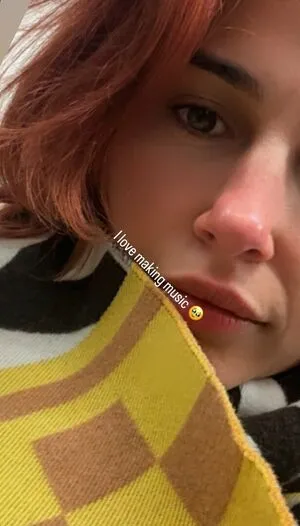 Naomi Scott OnlyFans Leaked Free Thumbnail Picture - #SJCZMr39a4