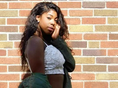Naomi Simone OnlyFans Leaked Free Thumbnail Picture - #BxHH85ZAxo