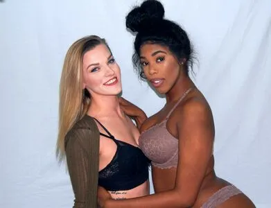 Naomi Simone OnlyFans Leaked Free Thumbnail Picture - #tLdmNoaeVe