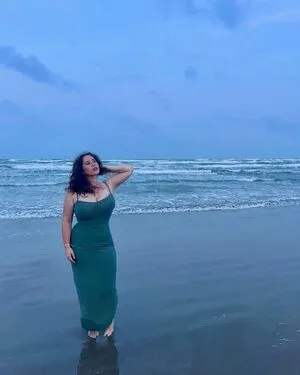 Naomi Vega OnlyFans Leaked Free Thumbnail Picture - #YndN7boMau