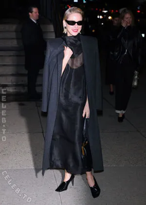 Naomi Watts OnlyFans Leaked Free Thumbnail Picture - #GYm9inWgs3