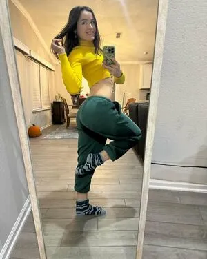 Naomi Wildman OnlyFans Leaked Free Thumbnail Picture - #b4emLv0hsJ