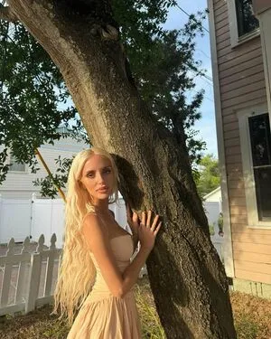 Naomi Woods OnlyFans Leaked Free Thumbnail Picture - #7CTvxz8bOb