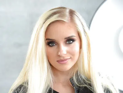 Naomi Woods OnlyFans Leaked Free Thumbnail Picture - #IEQorAlh3Y