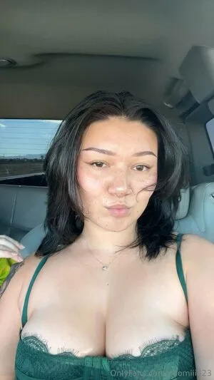 Naomiii423 OnlyFans Leaked Free Thumbnail Picture - #nocBwgYjNC