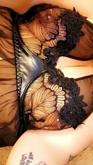Naomirayne90 OnlyFans Leaked Free Thumbnail Picture - #sUkpdsBGYC