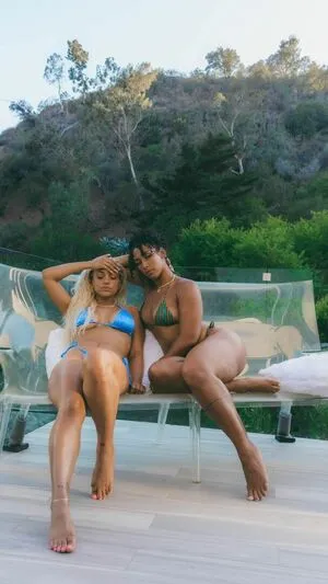 Naomisharon OnlyFans Leaked Free Thumbnail Picture - #DwbxTVgvaA