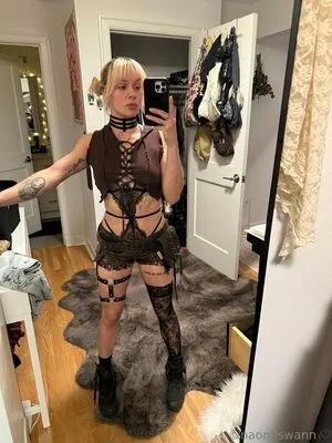 Naomiswann OnlyFans Leaked Free Thumbnail Picture - #haw9pXY0De