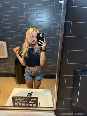 Naomiswann OnlyFans Leaked Free Thumbnail Picture - #nwq9jlBtL1