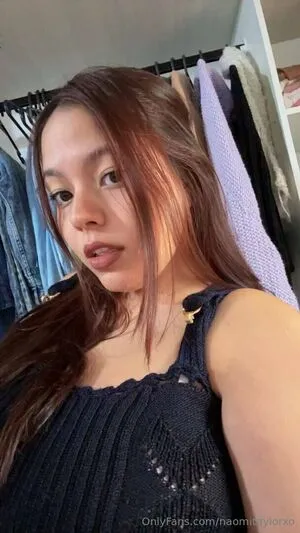 Naomitaylorxo OnlyFans Leaked Free Thumbnail Picture - #4AP99UXdXW